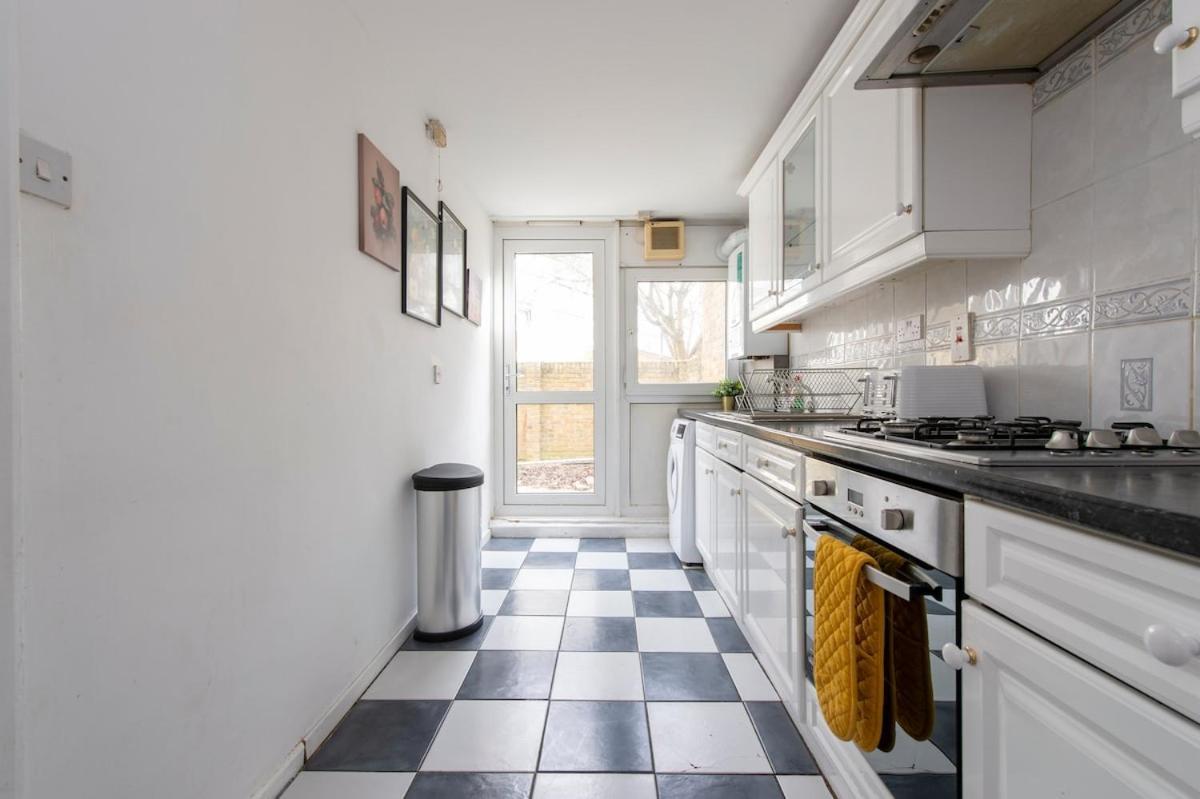 Lovely 2-Bed 20 Mins To Central London Eksteriør billede