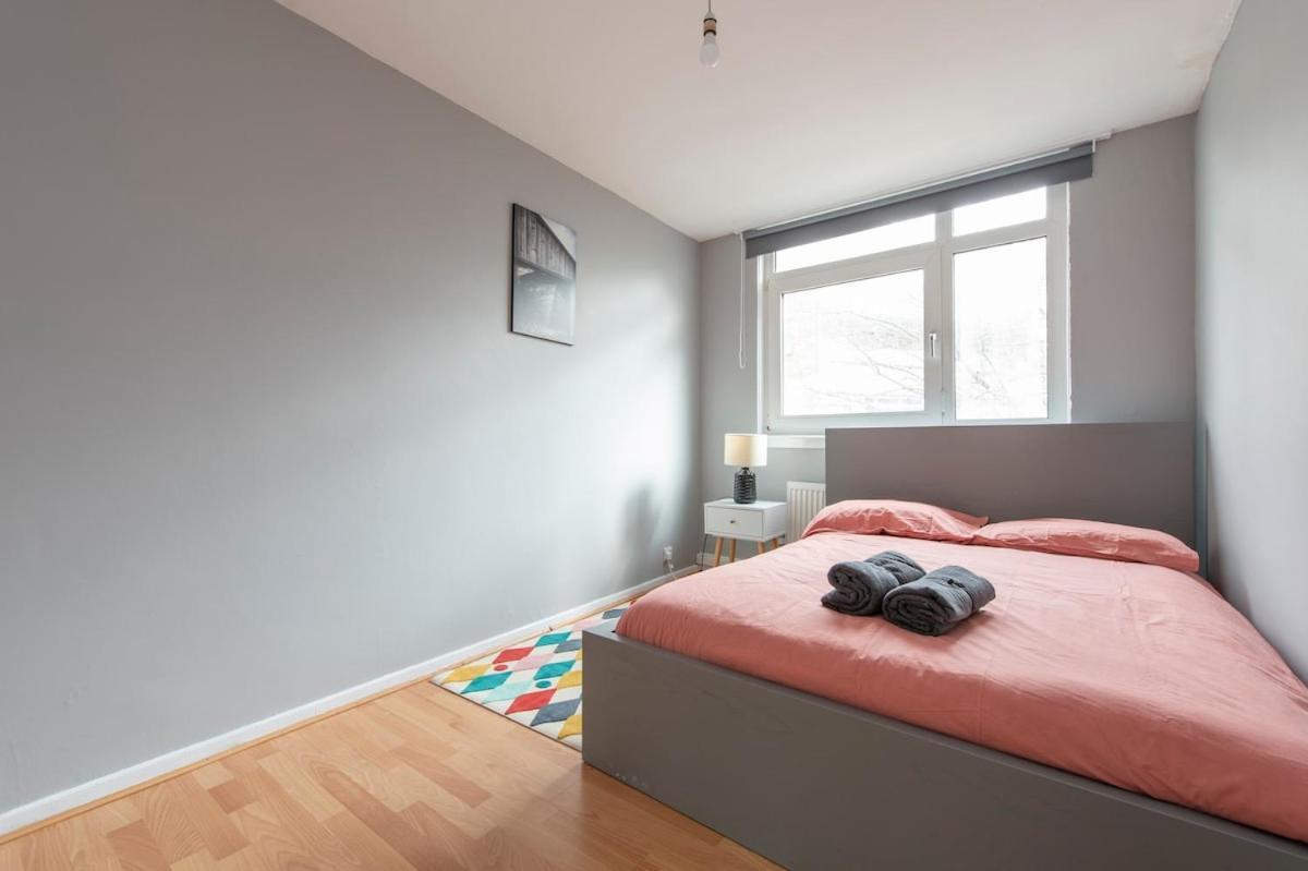 Lovely 2-Bed 20 Mins To Central London Eksteriør billede