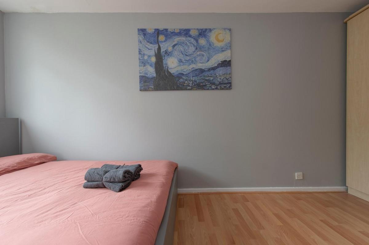 Lovely 2-Bed 20 Mins To Central London Eksteriør billede